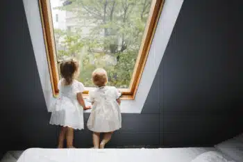 Pose de fenêtre de toit avant l’été à Saint-Laurent-Blangy : gagner en lumière et en confort